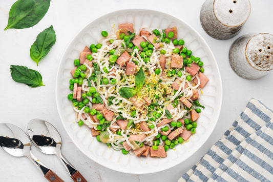 Low-Carb Pasta with Ham and Peas
