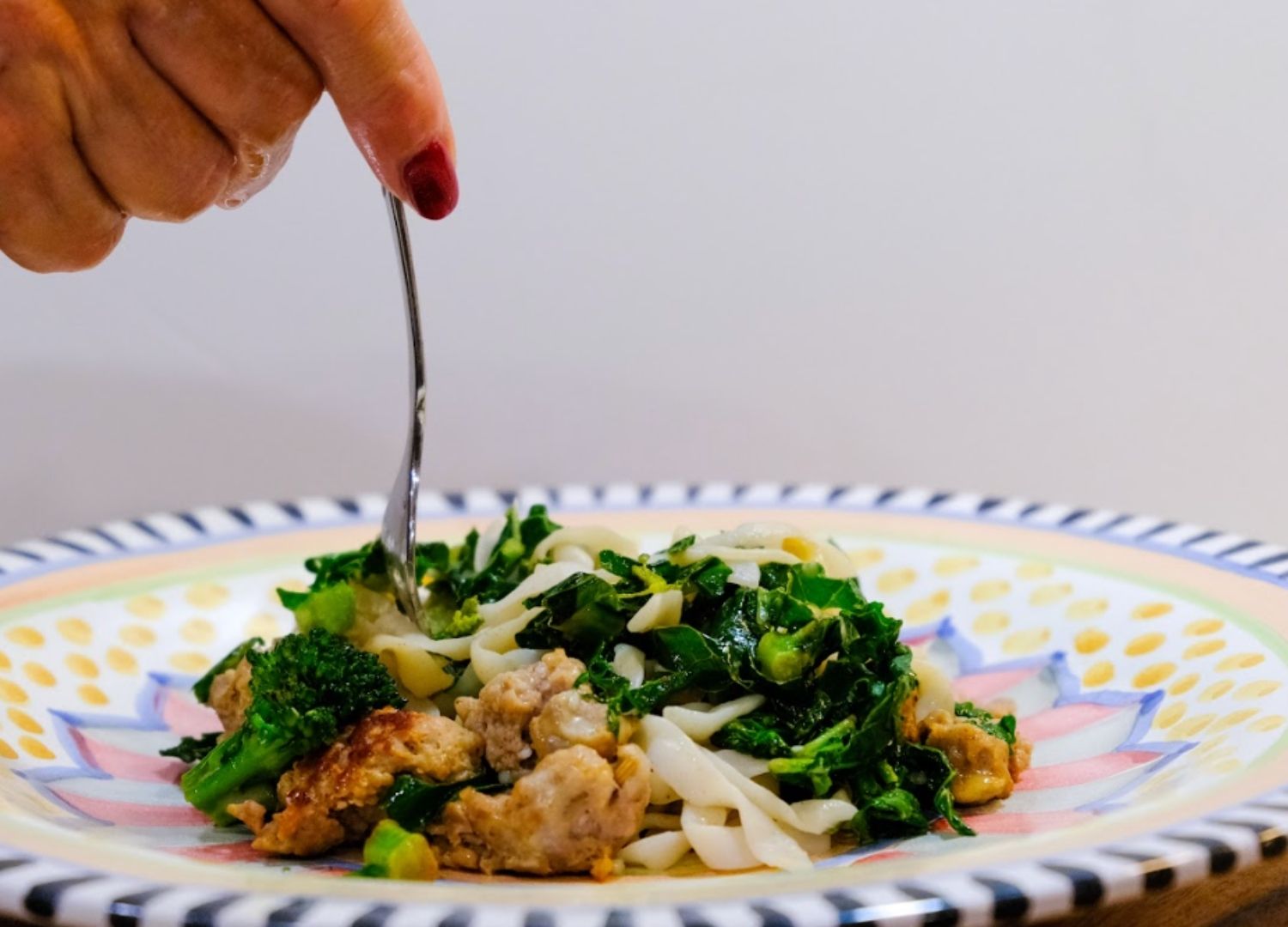 It's Skinny Fettuccine Pasta With Sausage And Kale