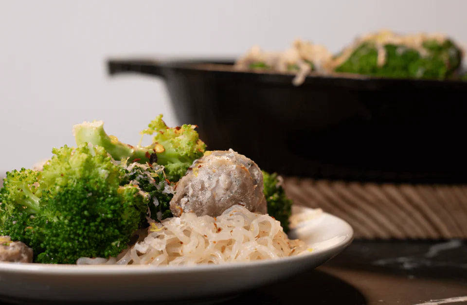 Low-Carb Spaghetti With Italian Sausage And Broccoli